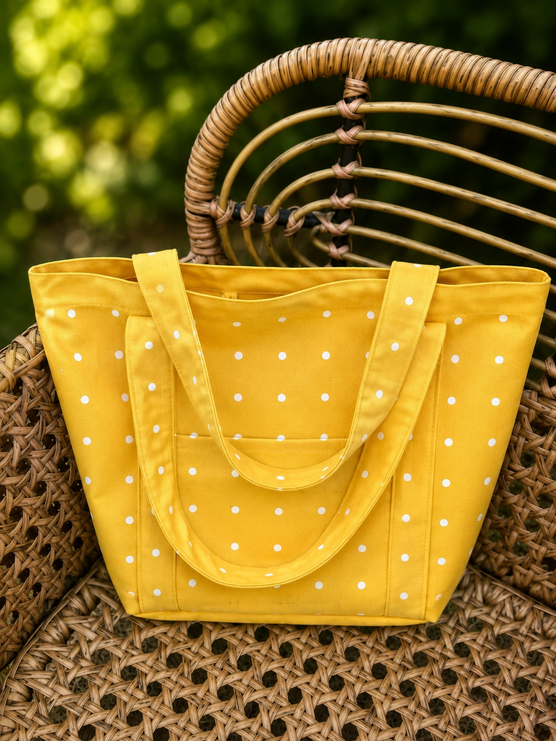 Lion & Willow Canvas Polka Dot Tote Bag – Summer Collection
